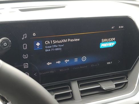 Used 2024 Chevrolet Trax LT w/ Driver Confidence Package image 13