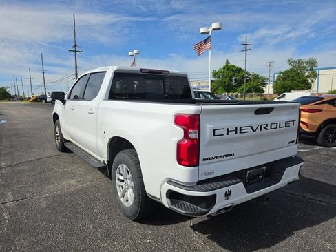 Used 2021 Chevrolet Silverado 1500 RST AWD/4WD image 3