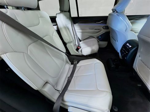 Used 2021 Jeep Grand Cherokee L Overland w/ Advanced Protech Group III image 26