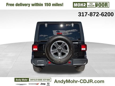 Used 2018 Jeep Wrangler Unlimited Sahara image 6