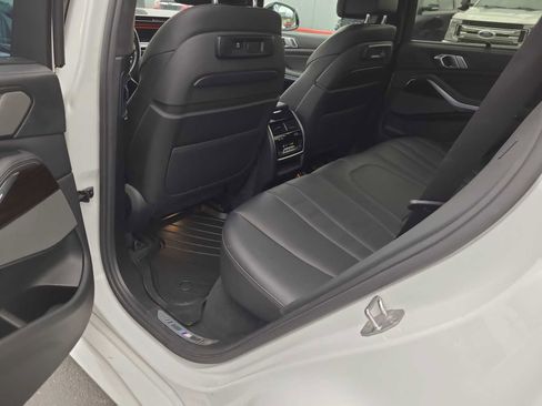 Used 2020 BMW X5 M50i w/ Executive Package image 20
