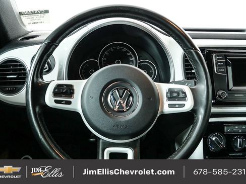 Used 2018 Volkswagen Beetle 2.0T S image 10