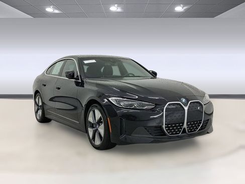 Used 2024 BMW i4 eDrive40 w/ Convenience Package image 7