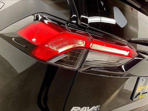 Used 2023 Toyota RAV4 XLE w/ Convenience Package AWD/4WD image 23