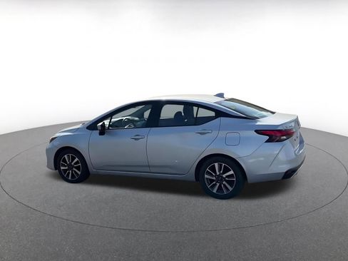 Used 2025 Nissan Versa SV image 11