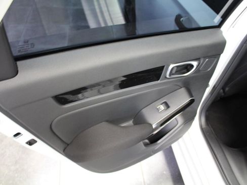 Used 2023 Honda Civic Sport image 20