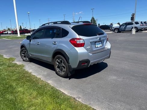 Used 2014 Subaru Crosstrek 2.0i Limited AWD/4WD image 5
