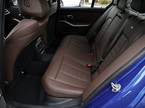 New 2026 BMW 330i Sedan w/ M Sport Package image 26