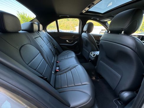 Used 2019 Mercedes-Benz C 300 4MATIC Sedan image 30