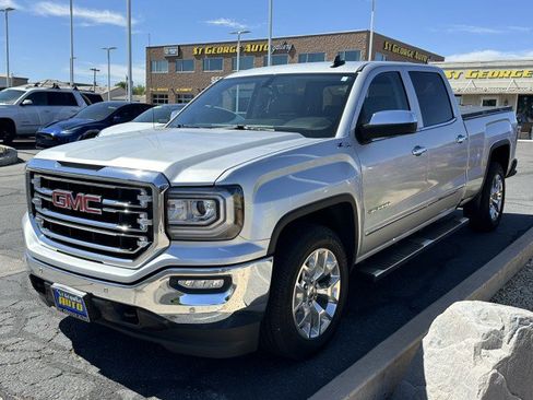 Used 2017 GMC Sierra 1500 SLT w/ SLT Premium Package AWD/4WD image 7