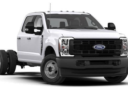 New 2026 Ford F350 XL w/ XL Chrome Package AWD/4WD image 4