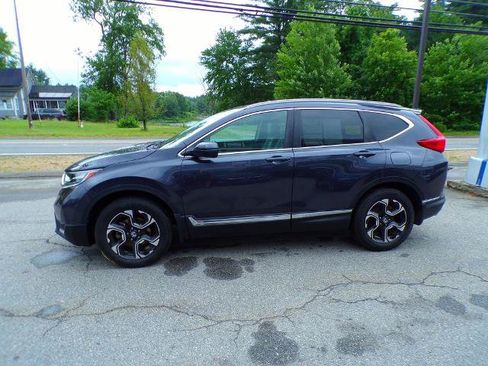 Used 2018 Honda CR-V Touring image 4