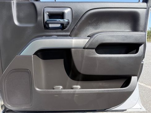 Used 2018 Chevrolet Silverado 1500 LT image 42