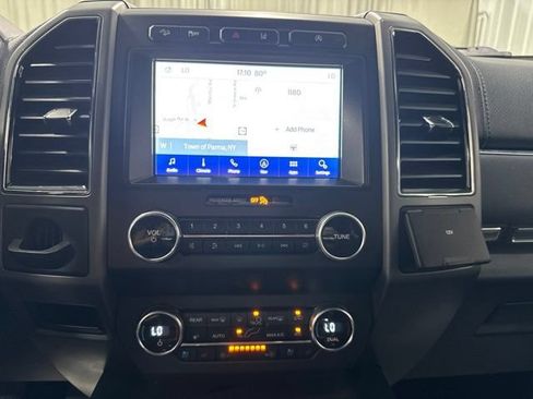 Used 2020 Ford Expedition Max XLT w/ Equipment Group 202A AWD/4WD image 14