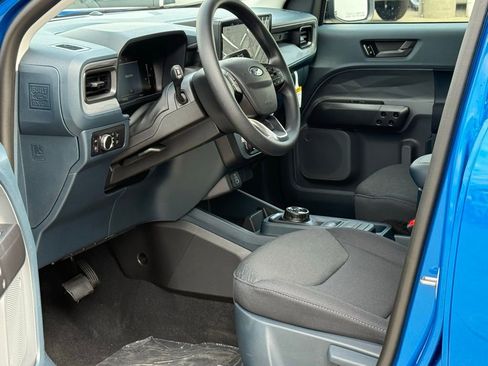 New 2025 Ford Maverick XL image 6