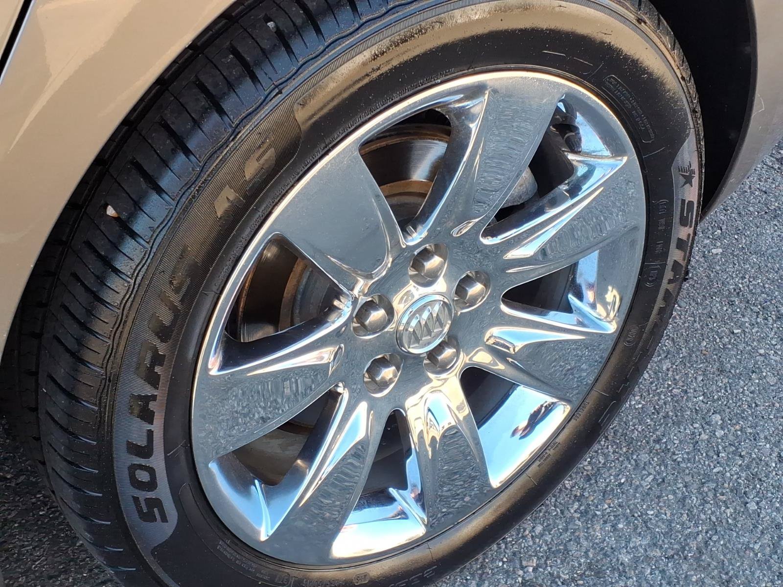 Used 2012 Buick LaCrosse Premium FWD image 9