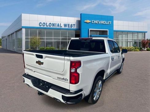Used 2025 Chevrolet Silverado 1500 High Country w/ High Country Premium Package AWD/4WD image 11