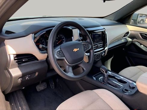 Used 2023 Chevrolet Traverse LS w/ Safety Package FWD image 18