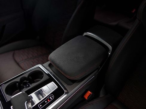 Used 2026 Audi RS Q8 performance AWD/4WD image 28