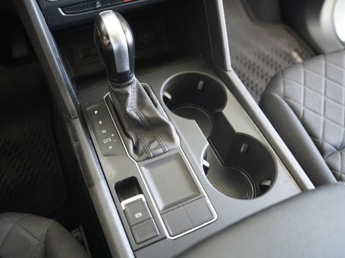 Used 2021 Volkswagen Atlas S FWD image 21