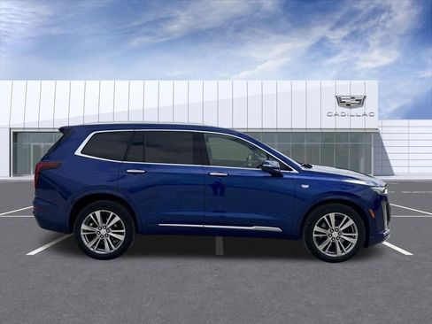 Certified 2023 Cadillac XT6 Premium Luxury w/ Platinum Package AWD/4WD image 2