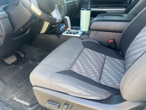 Used 2021 Toyota Tundra SR5 w/ SR5 Upgrade Package AWD/4WD image 7