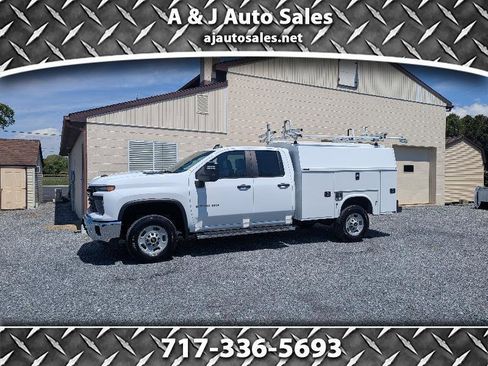 Used 2024 Chevrolet Silverado 2500 W/T w/ WT Convenience Package AWD/4WD image 1
