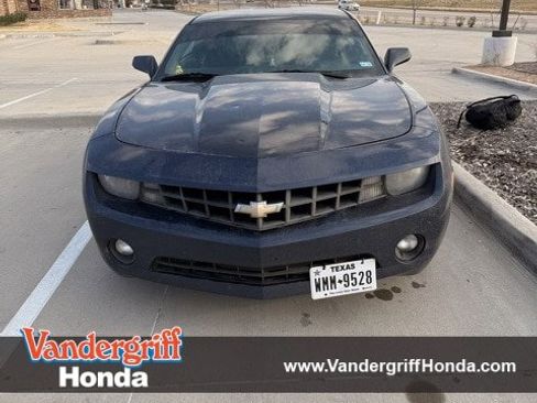 Used 2010 Chevrolet Camaro LT image 1