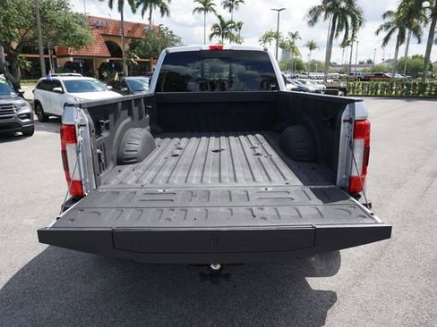 Certified 2019 Ford F450 Platinum w/ Platinum Ultimate Package AWD/4WD image 12