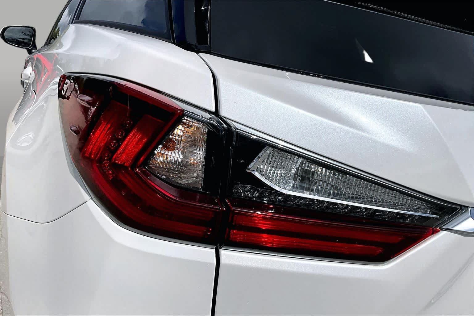 Used 2022 Lexus RX 350L FWD w/ Premium Package image 29