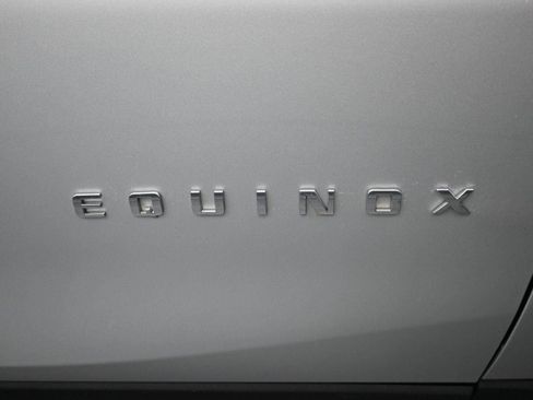 Used 2018 Chevrolet Equinox LT image 6
