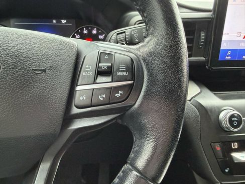 Used 2020 Ford Explorer XLT w/ Equipment Group 202A RWD image 24