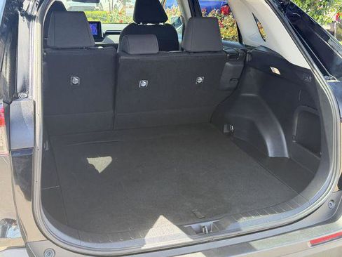 Certified 2025 Toyota RAV4 LE image 21