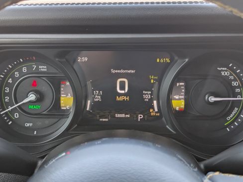 Used 2024 Jeep Wrangler Unlimited Sahara AWD/4WD image 25