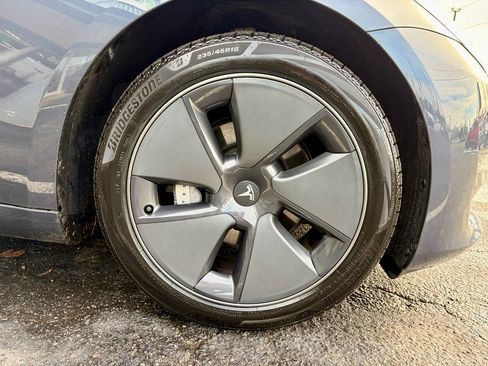 Used 2022 Tesla Model 3 Long Range image 28