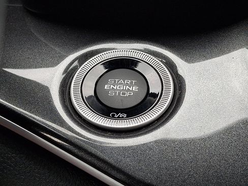 Used 2023 Jeep Grand Cherokee Altitude AWD/4WD image 32