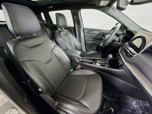 Used 2022 Jeep Compass High Altitude image 28