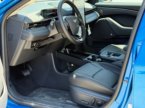 New 2025 Ford Mustang Mach-E Premium image 6