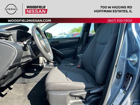 Used 2023 Toyota Corolla Cross LE AWD/4WD image 23