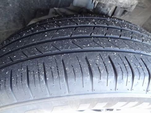 Used 2024 Jeep Compass Latitude image 27