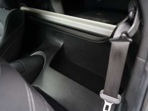 Used 2016 Nissan 370Z Coupe image 42