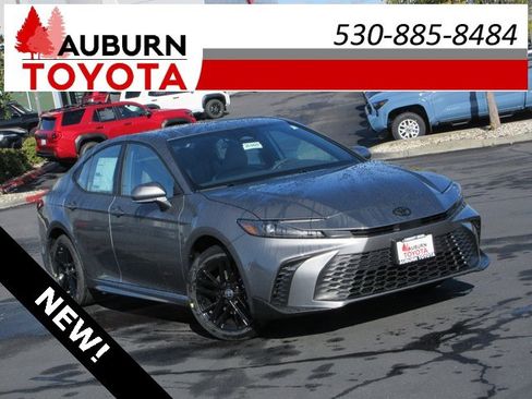 New 2026 Toyota Camry SE image 1
