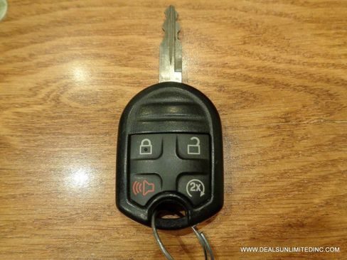 Used 2013 Ford F150 Lariat w/ Luxury Equipment Group image 26