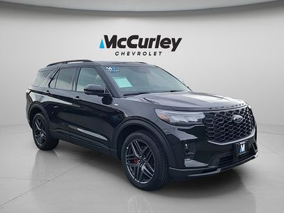 Used 2025 Ford Explorer ST-Line w/ ST-Line Street Pack