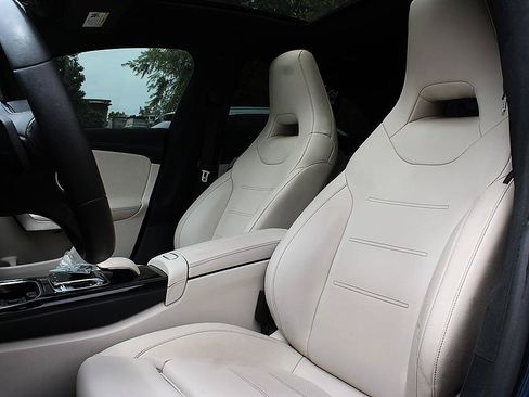 Used 2020 Mercedes-Benz CLA 250 image 11
