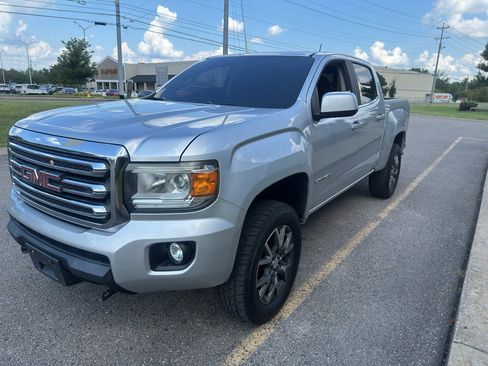 Used 2016 GMC Canyon SLE w/ SLE Convenience Package AWD/4WD image 8