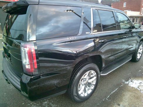 Used 2018 GMC Yukon SLT w/ HD Trailering Package image 6