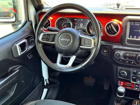 Used 2020 Jeep Gladiator Rubicon w/ LED Lighting Group AWD/4WD image 19