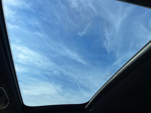 Used 2016 BMW 750i image 45