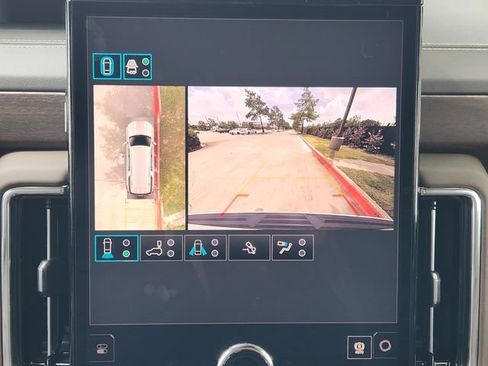 Used 2026 GMC Yukon Denali Ultimate w/ LPO, Floor Liner Package AWD/4WD image 14